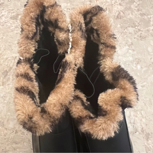 Totes Quilted Faux Fur Double Zipper Quilted Snow Boots Women’s Size 10M - Picture 6 of 9